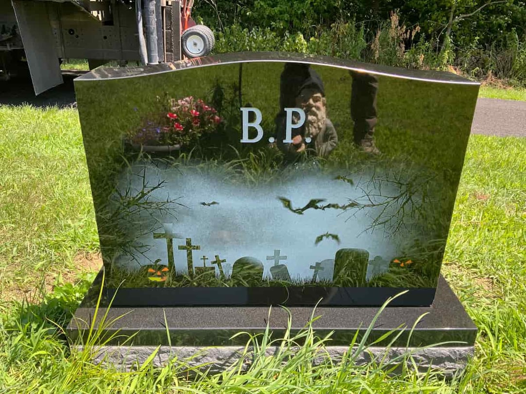 What Should I Put on a Headstone? 6 Common Elements to Include